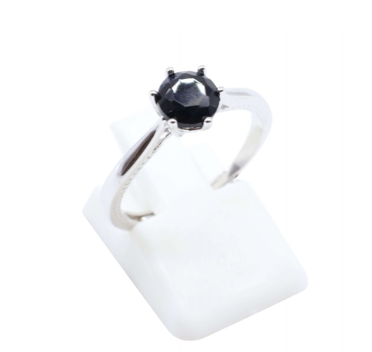 Anillo Solitario de Onyx y Plata de Ley 925 - Mundo Tibet