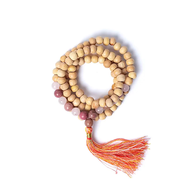 Mala de Tulsi, Thulite y Cuarzo Rosa