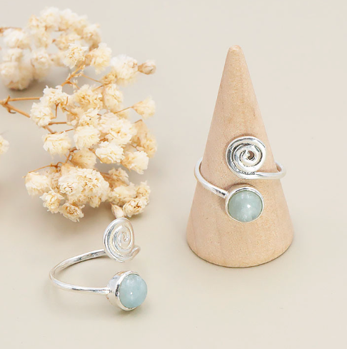 Anillo Vela de Claridad Aguamarina y Plata 925 – Calma y Expresión