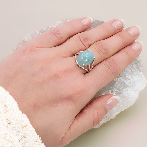 Anillo Vela de Claridad Aguamarina y Plata 925 – Calma y Expresión